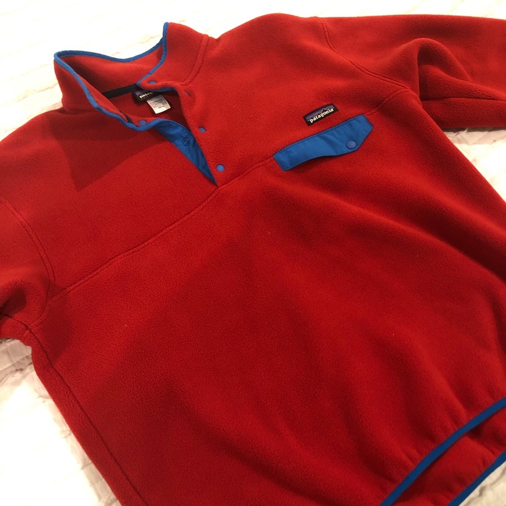 Patagonia men’s size L, red with royal blue trim